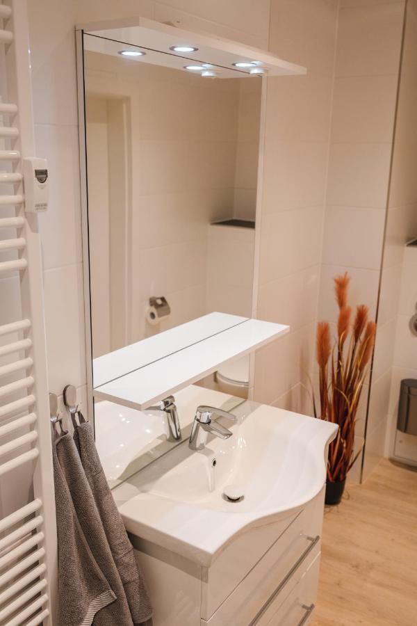 World Of Rooms - Apartment Paris 카셀 외부 사진